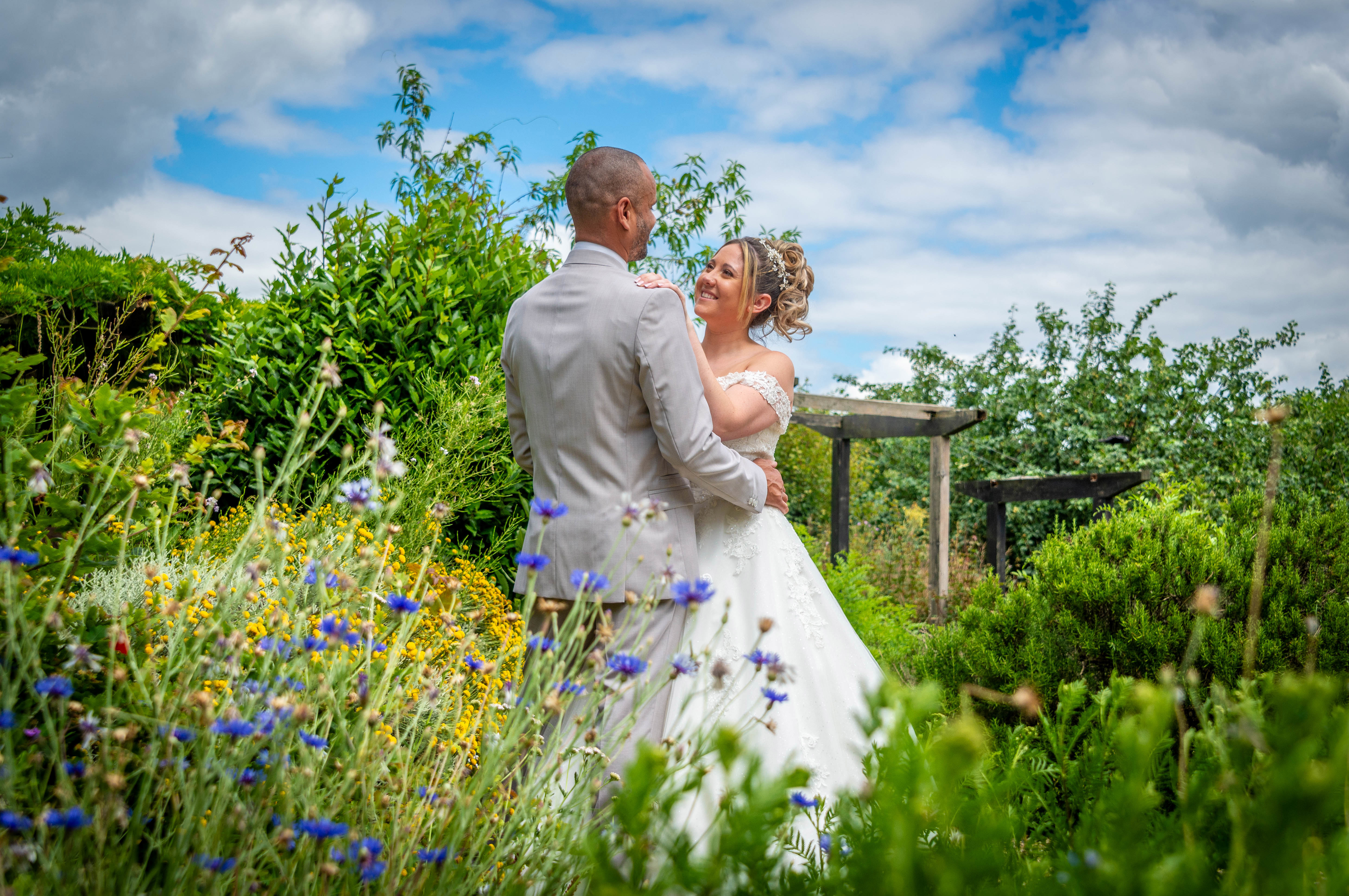 Relaxed couples photo at Kent Life wedding venue